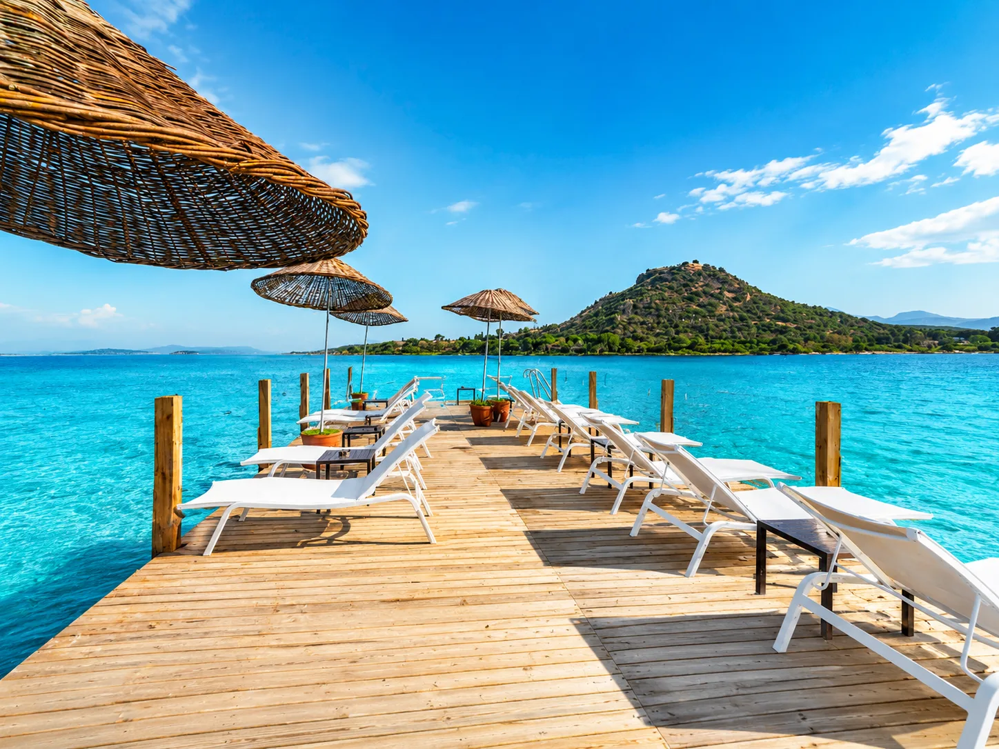 Muup Resort geniş havuz alanı